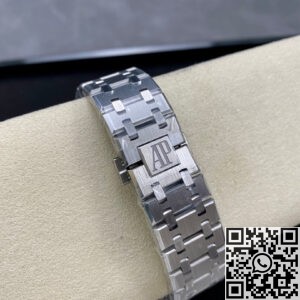 ZF Factory Replica Audemars Piguet Royal Oak 15500ST.OO.1220ST.04 White Dial