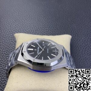 ZF Factory Replica Audemars Piguet Royal Oak 15400ST.OO.1220ST.01 Version Black Dial Series