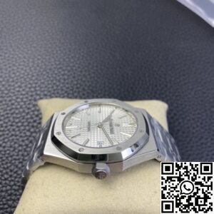 ZF Factory Replica Audemars Piguet Royal Oak 15400ST.OO.1220ST.02 Version White Dial Series