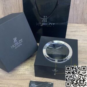 Hublot watch counter box