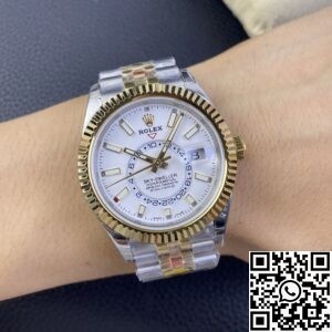Noob Factory Replica Rolex Sky Dweller M326933-0009 White Dial Series