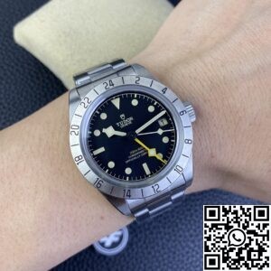 ZF Factory Replica Tudor Heritage Black Bay M79470-0001 Series AAA