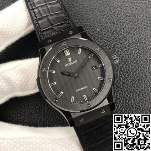 GS Factory Replica Hublot Classic Fusion 542.CM.1770.RX Black Ceramics