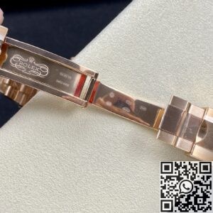 Clean Factory Replica Rolex Cosmograph Daytona M116505-0016