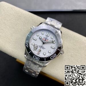 VS Factory Replica Omega Seamaster Diver 300M 210.30.42.20.04.001 White Dial Series