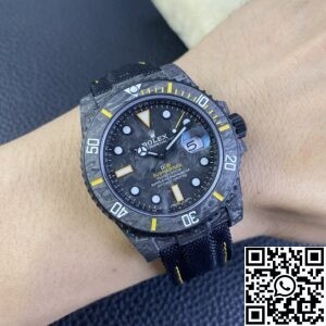VS Factory Custom Rolex Submariner Carbon Fiber Case Yellow