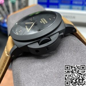 VS Factory Replica Watches Panerai Luminor PAM441 Black Ceramic Case