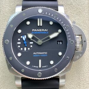 VS Factory Replica Watches Panerai Submersible PAM00683 Black Dial