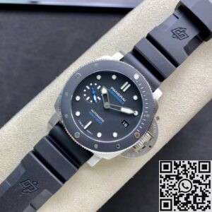 VS Factory Replica Watches Panerai Submersible PAM00683 Black Dial