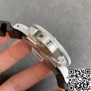 VS Factory Replica Watches Panerai Submersible PAM01209 Black Dial