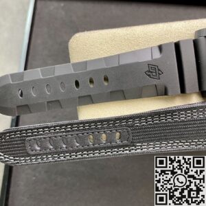 VS Factory Replica Watches Panerai Submersible PAM00979 Camouflage Black Dial 47MM