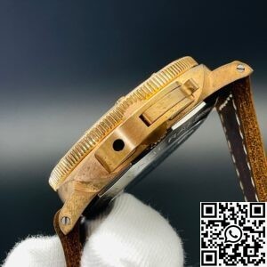 VS Factory Panerai Submersible Replica Watches PAM00968 Bronze Material 47MM