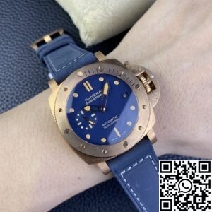VS Factory Replica Panerai Submersible PAM01074
