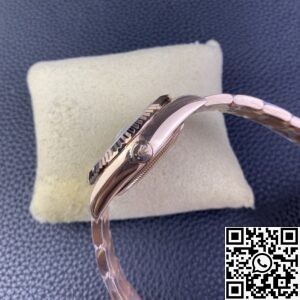 Noob Factory Replica Rolex Sky Dweller M336935-0001 Blue Dial Series