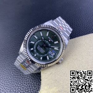 Noob Factory Replica Rolex Sky Dweller M336934-0002 Mint Green Dial