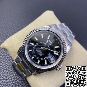 Noob Factory Replica Rolex Sky Dweller M336939-0007 Gloss Black Dial