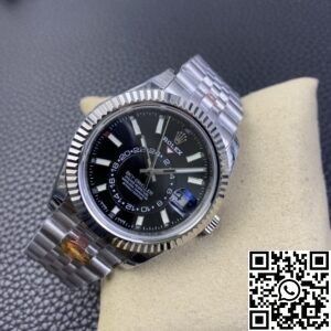 Noob Factory Replica Rolex Sky Dweller M336934-0008 Gloss Black Dial