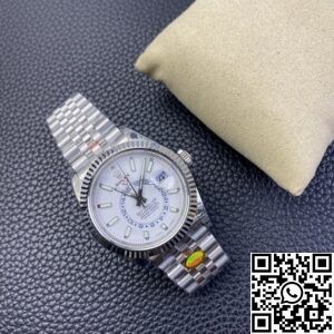 Noob Factory Replica Rolex Sky Dweller M336934-0004 White Dial