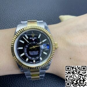 Noob Factory Replica Rolex Sky Dweller M326933-0002 Gloss Black Dial Series