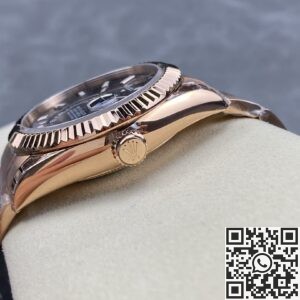 Noob Factory Replica Rolex Sky Dweller M326935-0007 Rose Gold Watch Series