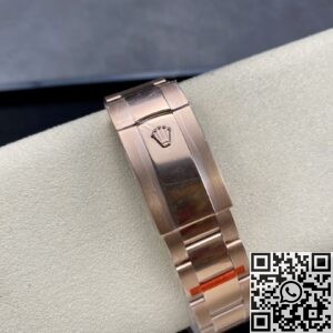 Noob Factory Replica Rolex Sky Dweller M326935-0005 White Dial Series