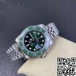 EW Factory Fake Rolex Watches Submariner 116610LN Green Dial