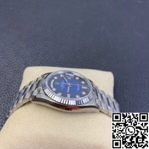 EW Factory Fake Rolex Day Date M128239-0023 Gradient Blue Dial