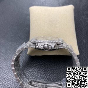 R8 Factory Fake Patek Philippe Nautilus 5711 Full Diamond Watch