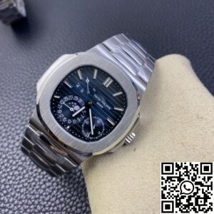 GR Factory Replica Patek Philippe Nautilus 5712/1A-001 Blue Dial