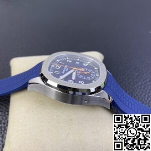 OM Factory Fake Patek Philippe Aquanaut 5968A Blue Dial Watch