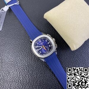OM Factory Fake Patek Philippe Aquanaut 5968A Blue Dial Watch