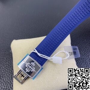 OM Factory Fake Patek Philippe Aquanaut 5968A Blue Dial Watch