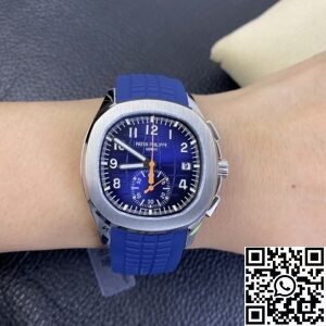 OM Factory Fake Patek Philippe Aquanaut 5968A Blue Dial Watch