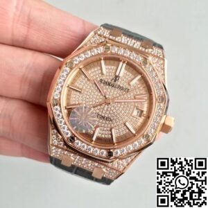 JF Factory Replica Audemars Piguet Royal Oak 15402OR.ZZ.D003CR.01 Size 37mm Series
