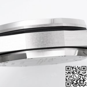 APF Factory Replica AP Royal Oak Offshore 25721ST.OO.1000ST.07 Silver Panda Plate Watches