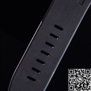 APF Factory Replica Audemars Piguet Royal Oak Offshore 26400AU.OO.A002CA.01 Black Panda Plate Watch