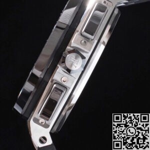 APF Factory Fake Audemars Piguet Royal Oak Offshore 26400SO.OO.A002CA.01 Silver Panda Plate