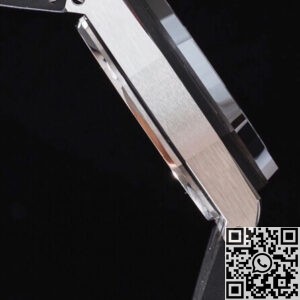 APF Factory Fake Audemars Piguet Royal Oak Offshore 26400SO.OO.A002CA.01 Silver Panda Plate