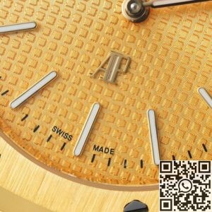 IP Factory Fake Audemars Piguet Royal Oak 15202BA.OO.1240BA.02 Gold Watch