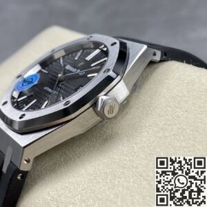 APS Factory Replica Audemars Piguet Royal Oak 15400 Black Dial Rubber Strap