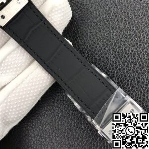 WWF Factory Replica Hublot Classic Fusion 511.NX.1171.LR Black Dial