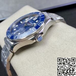 VS Factory Fake Omega Seamaster Diver 300M 210.22.42.20.01.004 Black Dial