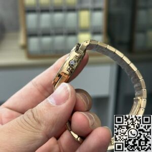 Replicas Patek Philippe Nautilus 7118/1R-010 Honey Gold Gloss