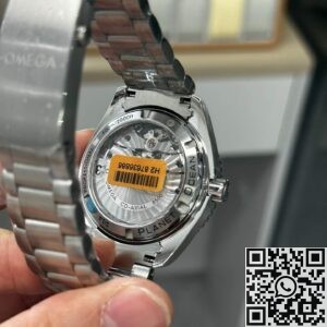 Omega Replica VS Real Seamaster 232.30.42.21.01.003 Black