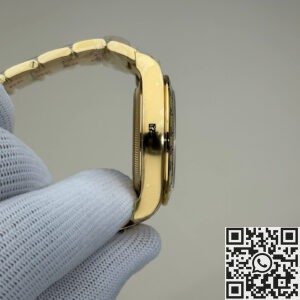 Clean Factory New All-Gold Fake Watches Rolex Daytona M126508-0001