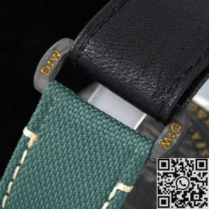 DIW Custom Rolex Fake Sea-Dweller Carbon Fiber Case Gold Bezel – A Fusion of Luxury and Innovation