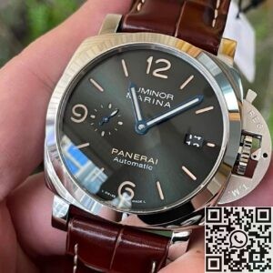 Explore the VS Factory Fake Watch Panerai Luminor PAM1116 44mm with a unique dark green dial featuring a rare solar radiation pattern.