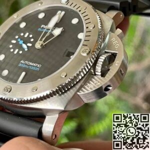 VS Factory Replica Panerai Submersible Watch PAM1229 Black Dial 44mm: A Unique Timepiece to Admire