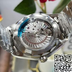 VS Factory Fake Omega Seamaster 220.30.43.22.10.001 Dark Green Dial vs. Universal Time /8903 Dark Green