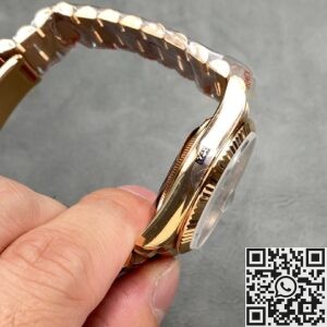 Q Factory Replica Rolex Day-Date M128235-0050 36mm Advanced Edition: A Perfect Replica with Enhanced Details